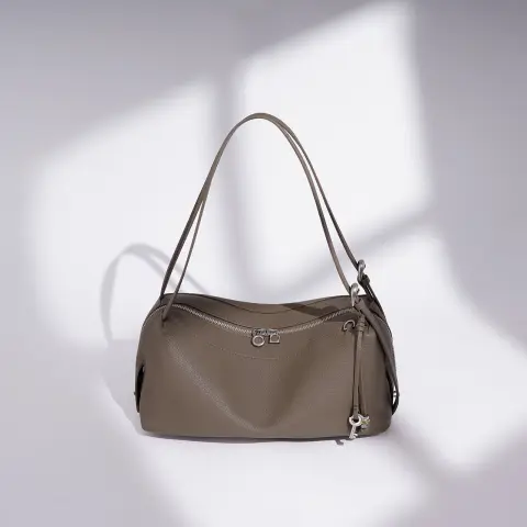 New Versatile Autumnwinter Top-grain Leather Fashion Tote Bag