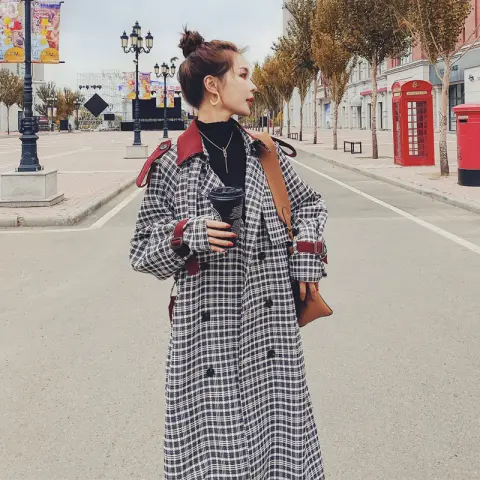 Kadın Ekose Desenli Geniş Kesim Uzun Palto