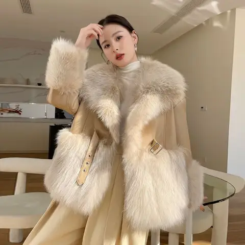 معطف فرو صناعي نسائي بياقة فرو كبيرة
